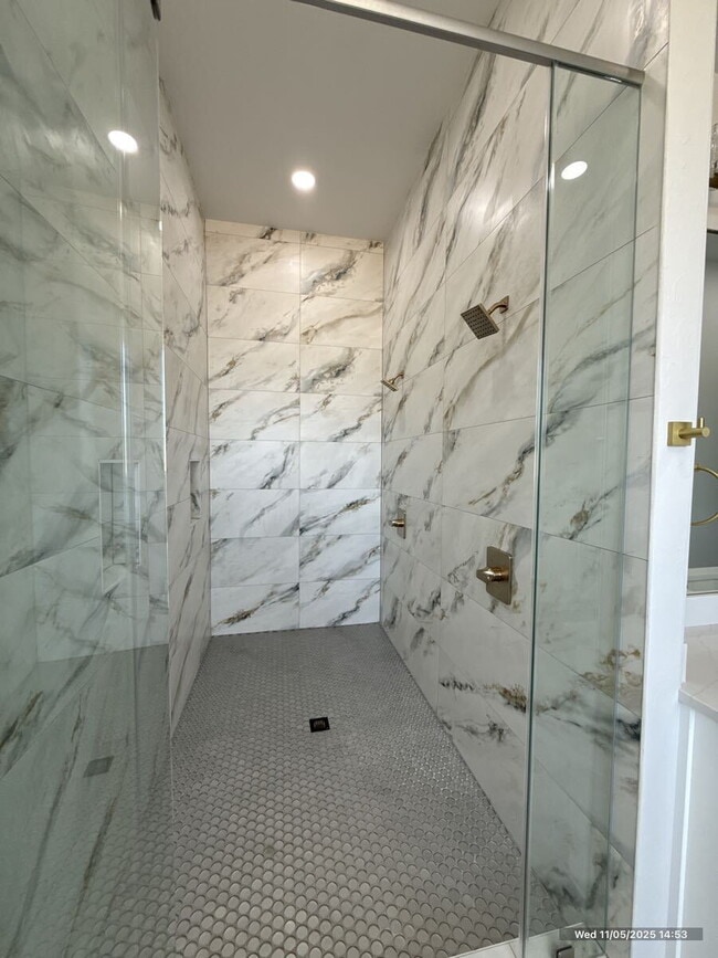 Building Photo - 8340 NW 130th Cir