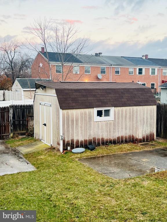 Building Photo - 747 Seawall Rd