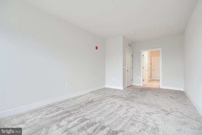 Building Photo - 100 St Ives Pl