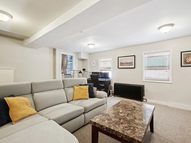 Building Photo - 2609 11th St NW