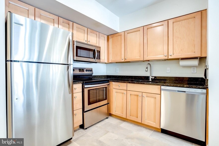 New Appliances - 1001 N Randolph St