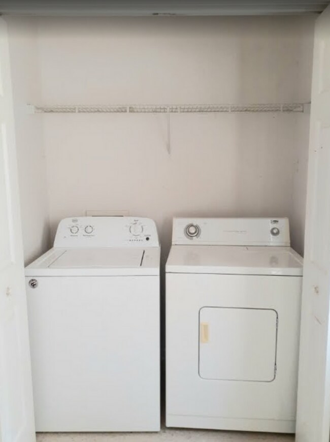 Building Photo - 784 Cherrybark Ln