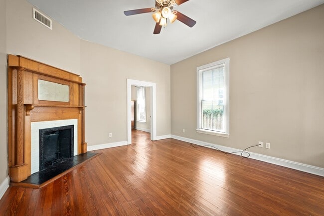 Building Photo - Charming 4 Bedroom 3 Bathroom Historical H...