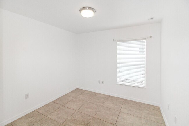 Building Photo - Grand Palm Annual Home for Rent