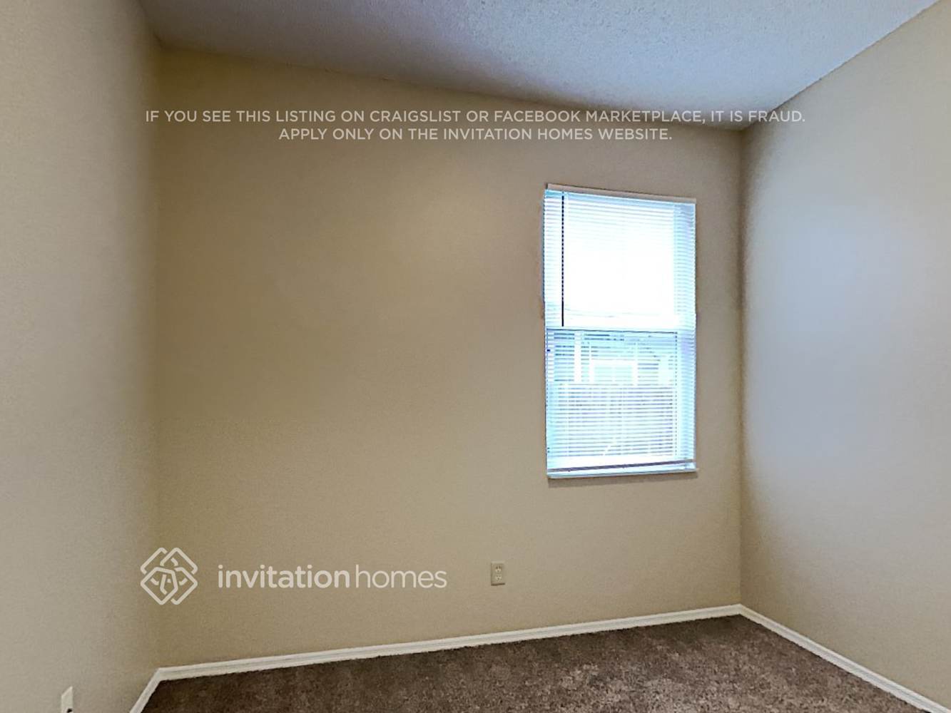 Building Photo - 2430 Leaning Pine St