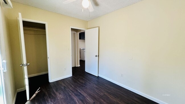 Building Photo - 25840 CA-243