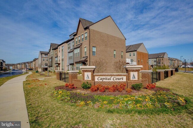 Building Photo - 141 Capital Ct