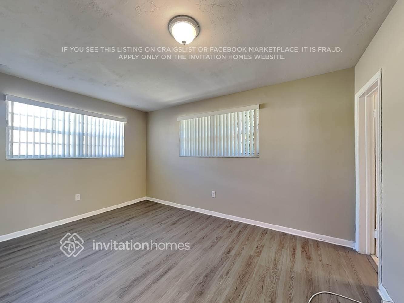 Building Photo - 9620 Thanksgiving Dr