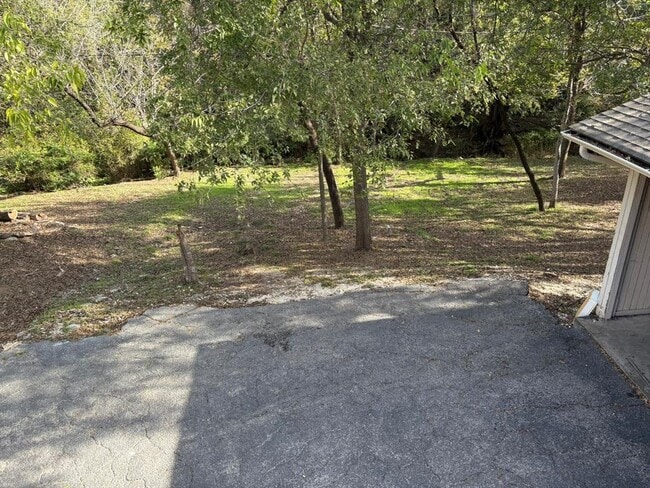 Building Photo - 6009 Shadow Valley Cove