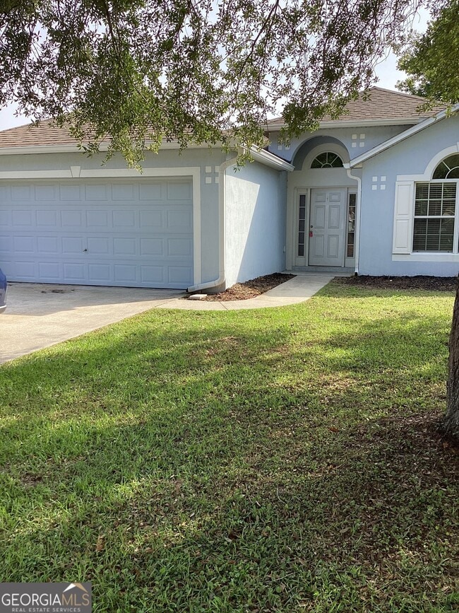 Building Photo - 258 Pine Bluff Dr