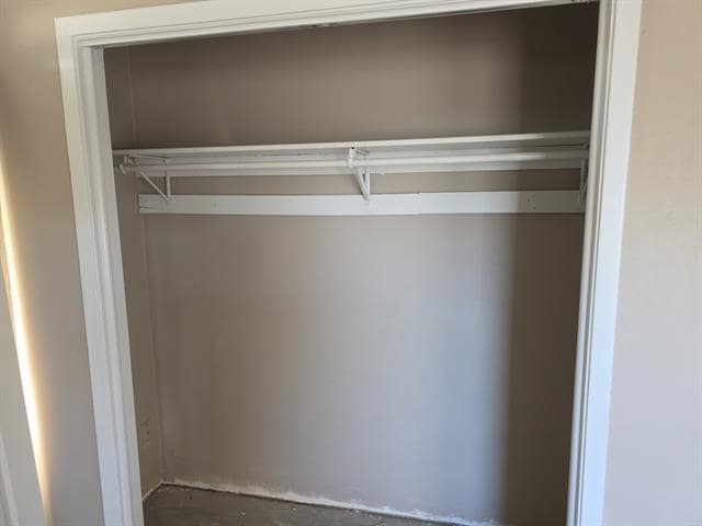 Building Photo - 642 N 7th St