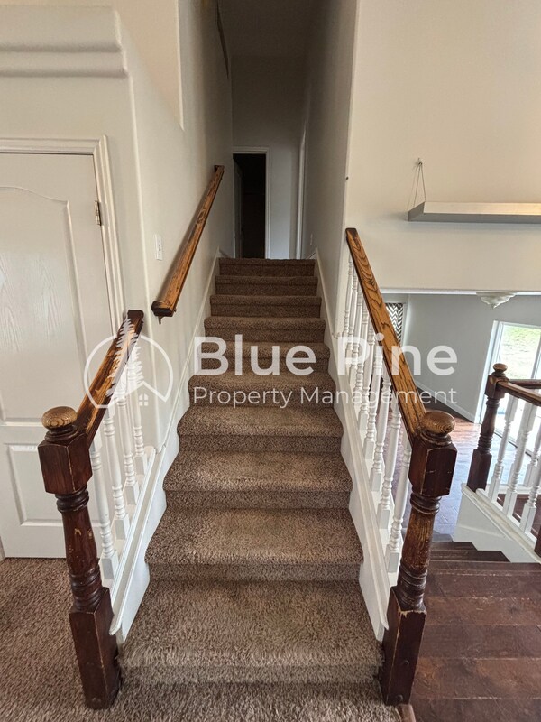 Building Photo - 2415 Northstar Dr