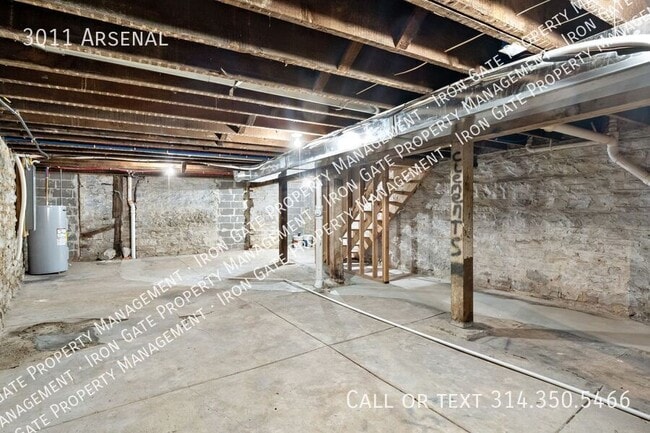 Building Photo - 3011 Arsenal-