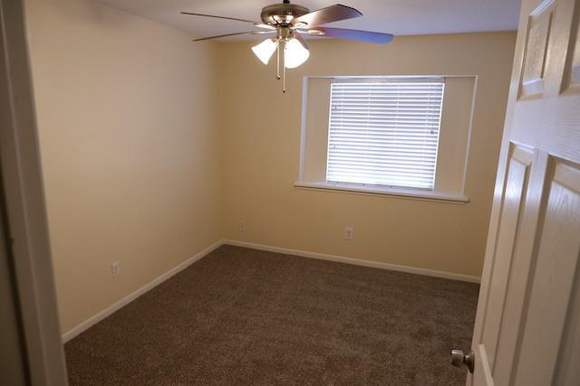 Building Photo - 930 Mesa Terrace Dr