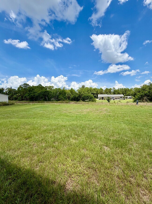 Building Photo - 13177 47th Ct N