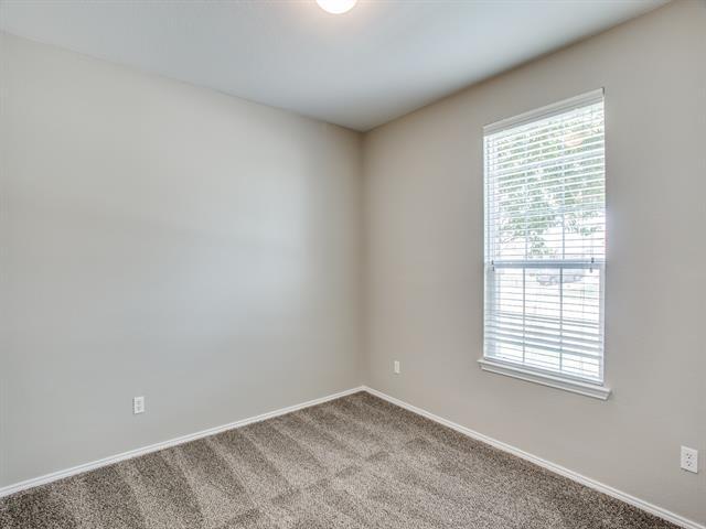 Building Photo - 101 Tanglewood Dr