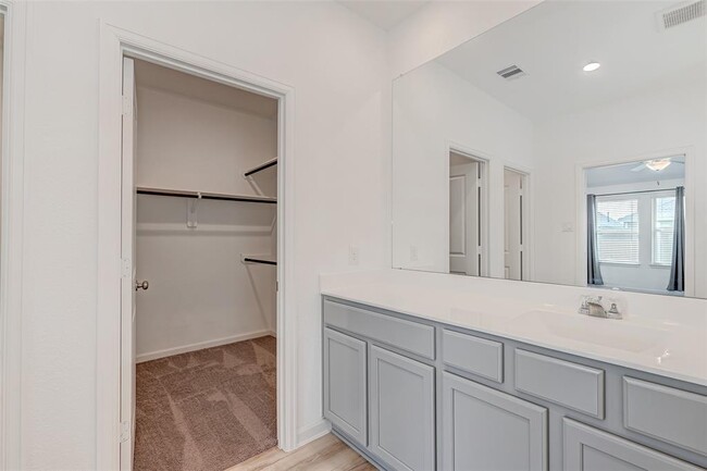 Building Photo - 3718 Whirling Wy