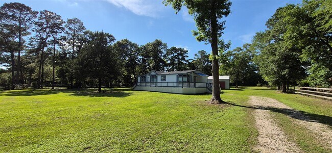 Building Photo - 24430 Oak Hollow Blvd