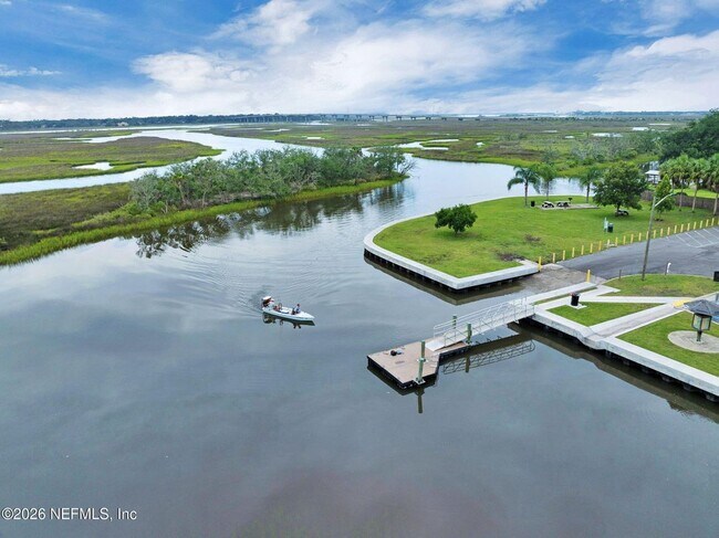 Building Photo - 1104 Boca Grande Ave