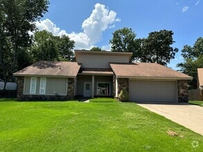 Building Photo - 3318 Erin Oaks Ct