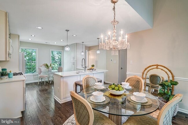 Building Photo - 7531 Chrisland Cove