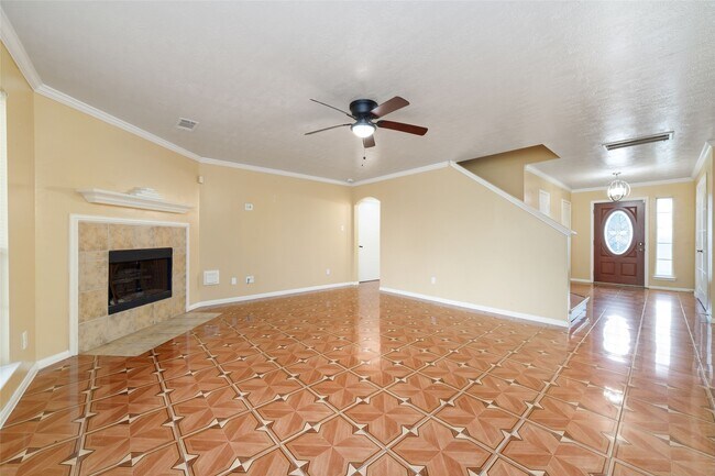 Building Photo - 8207 Aliso Canyon Ln