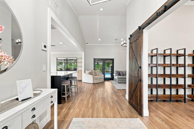 Building Photo - 13972 Ishnala Cir