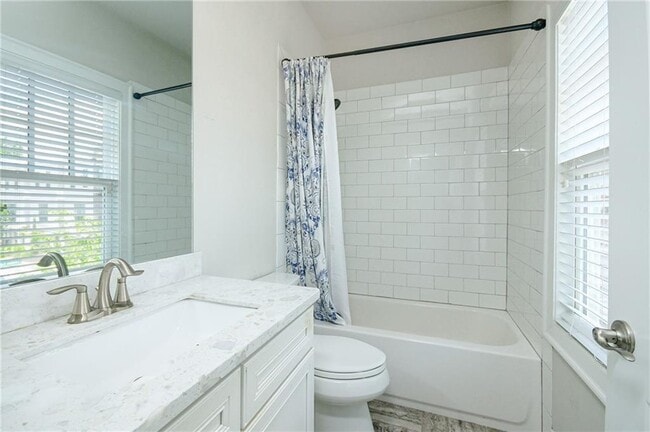 Building Photo - 535 Letchas Ln