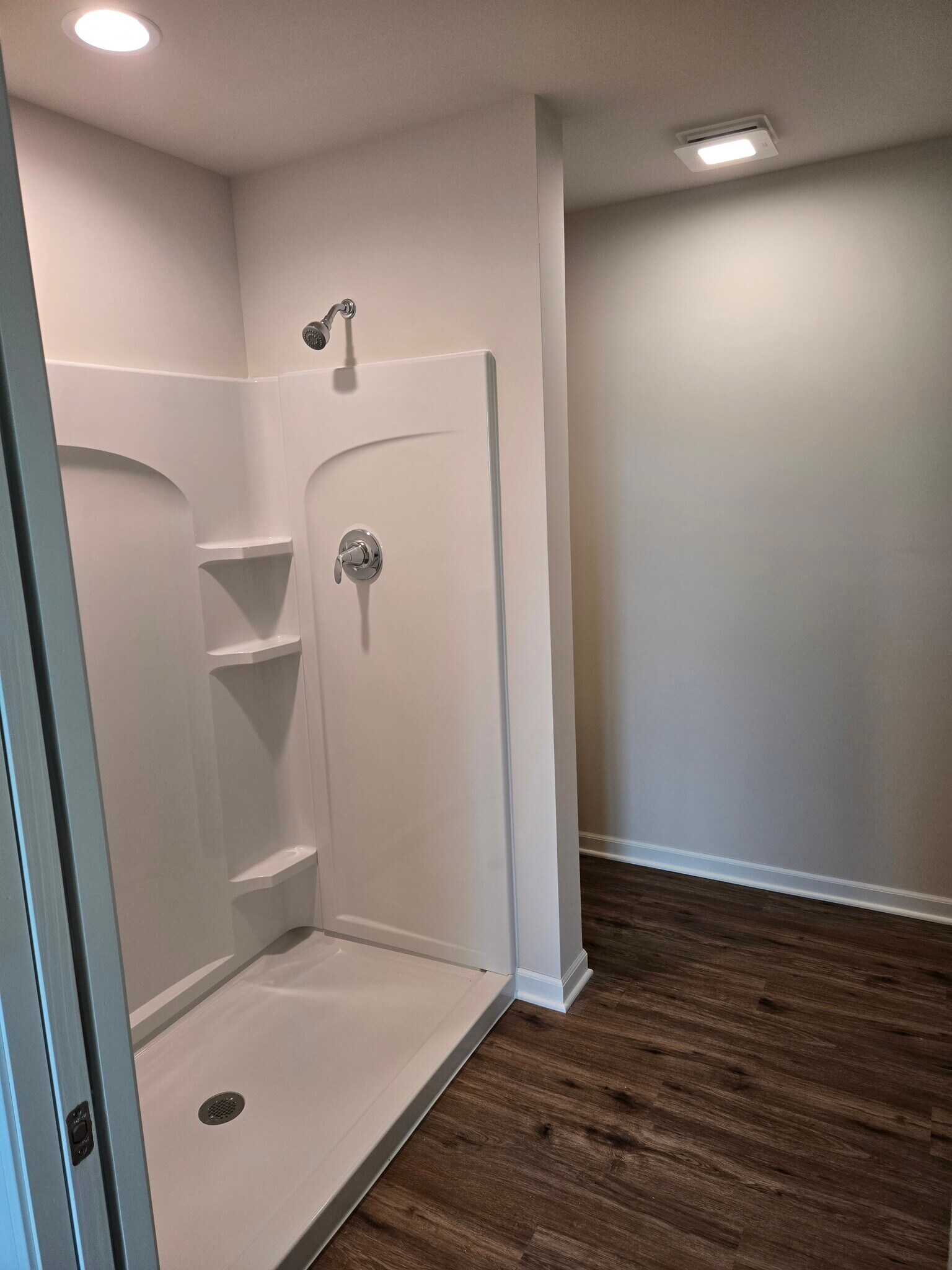 Primary Bathroom - 4422 Squaw Valley Dr