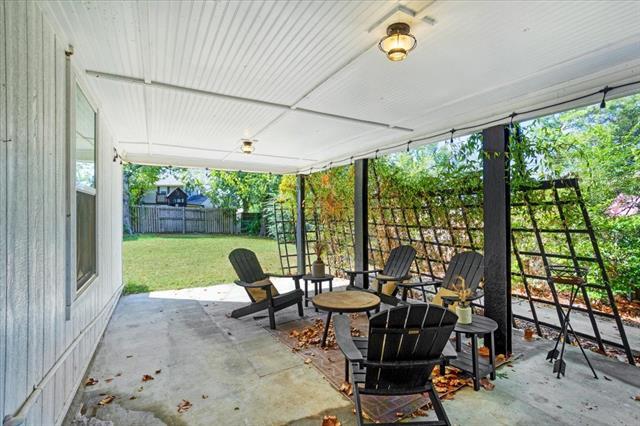 Building Photo - 2532 Steven Dr