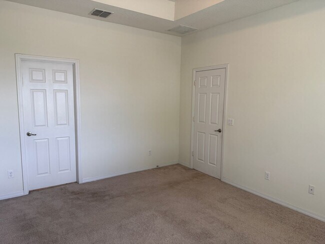 Building Photo - BEAUTIFUL 4 BEDROOMS, 3 BATHS,  SINGLE FAMILY HOME IN HARVEST LANDING IN CLERMONT
