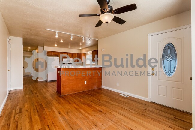Building Photo - !!!PRICE IMPROVMENT!!! CALL US TODAY AT (5...