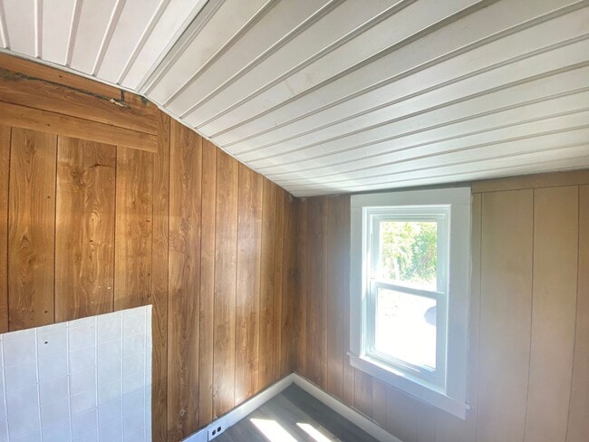 Building Photo - 4 Shedds Ave