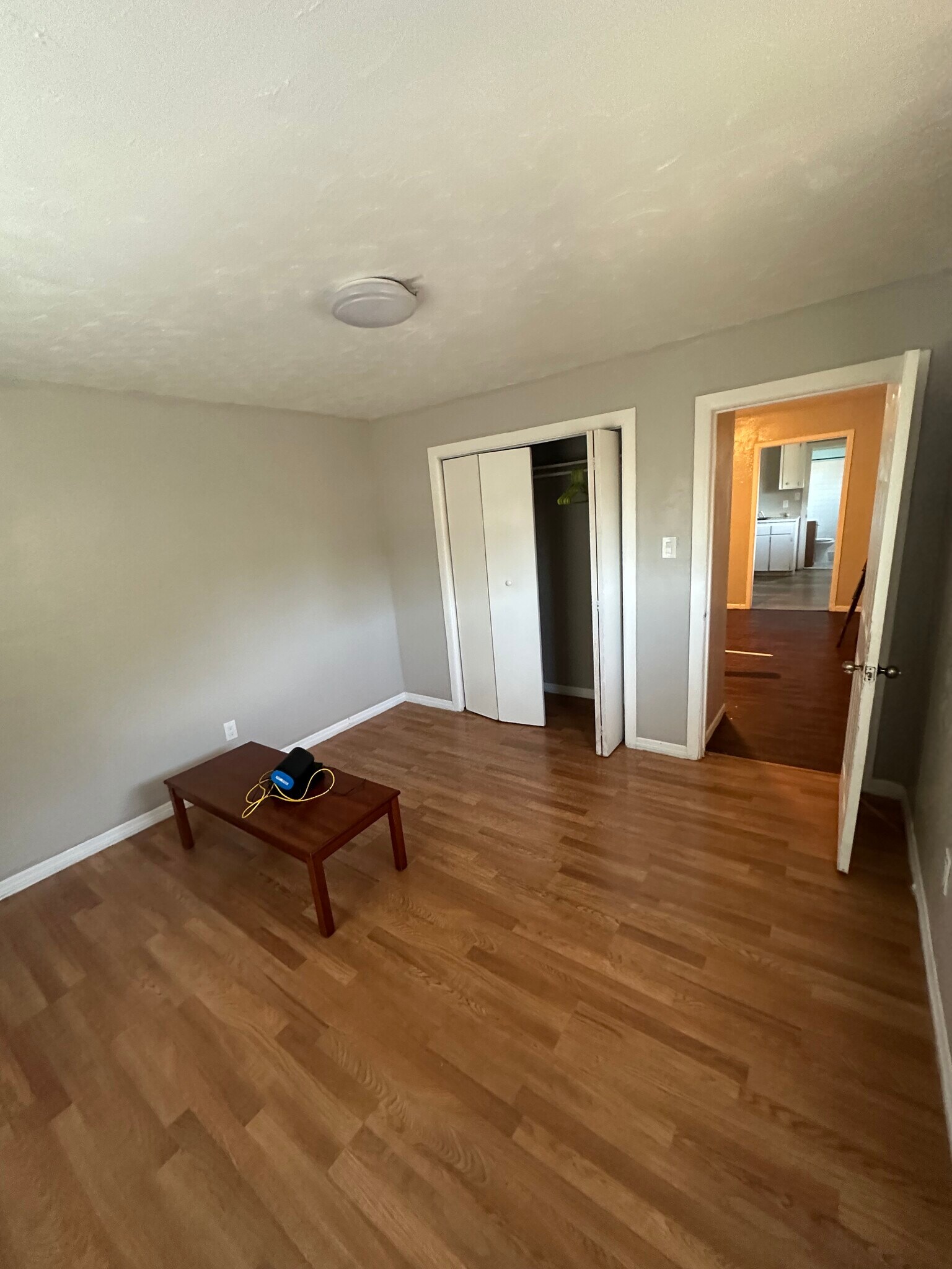 Building Photo - 1105 E Bird St