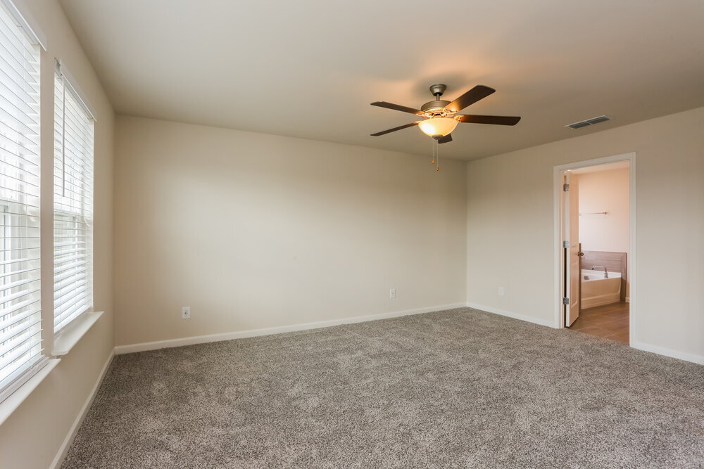 Building Photo - 5833 Hackberry Ln