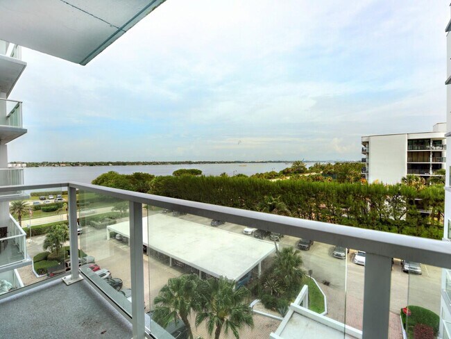 Building Photo - 3450 S Ocean Blvd