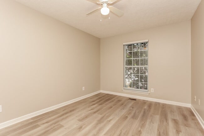 Building Photo - 1057 Blue Mountain Ln