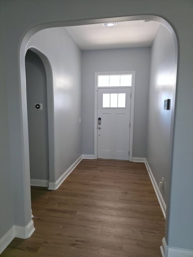 Building Photo - 341 Belvedere Dr