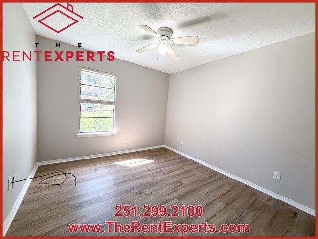 Building Photo - 817 Timbers Dr