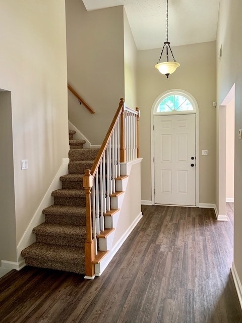Building Photo - **REDUCED FOR QUICK MOVE IN**AVAILABLE for MOVE IN MID JULY! Two Story 3 Bed/2.5 Bath in Swim/Ten...