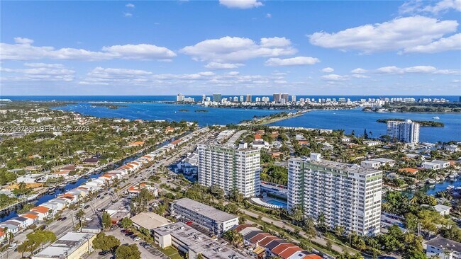 Building Photo - 2150 Sans Souci Blvd