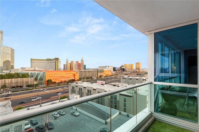 Building Photo - 4575 Dean Martin Dr