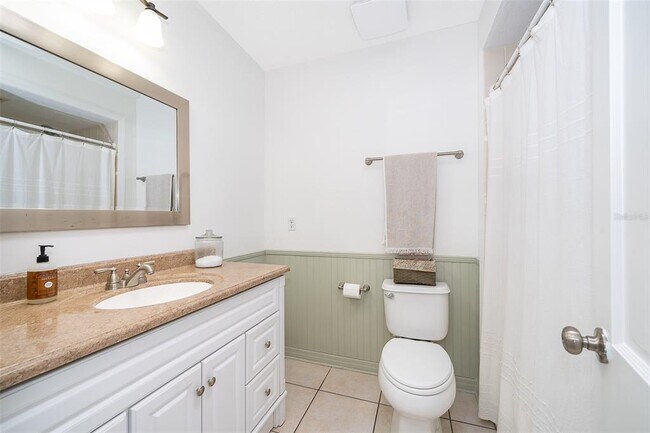 Building Photo - 2426 Whitehall Cir
