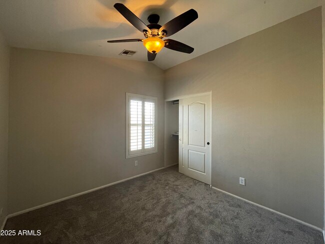 Building Photo - 1605 E Melanie St