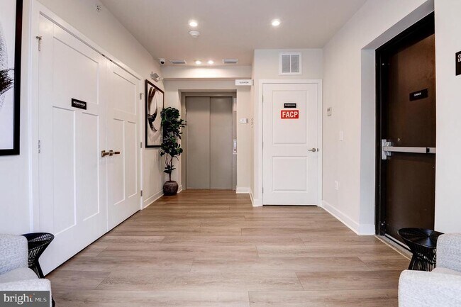 Building Photo - 4395 Peach Lily Ln