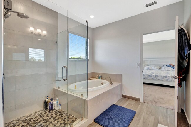 Building Photo - 3244 Dunning Dr