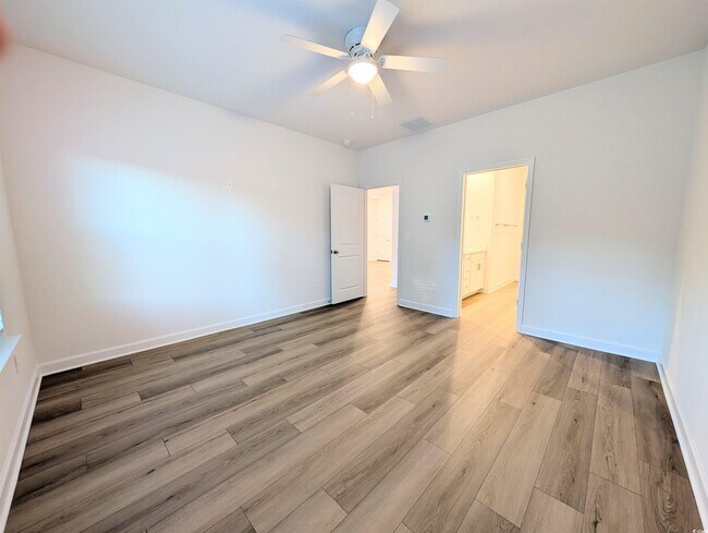 Building Photo - 1109 Lauryn Oak Lp