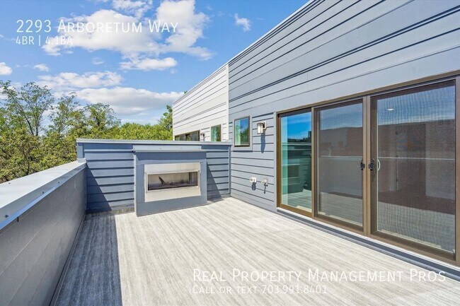 Building Photo - 2293 Arboretum Wy