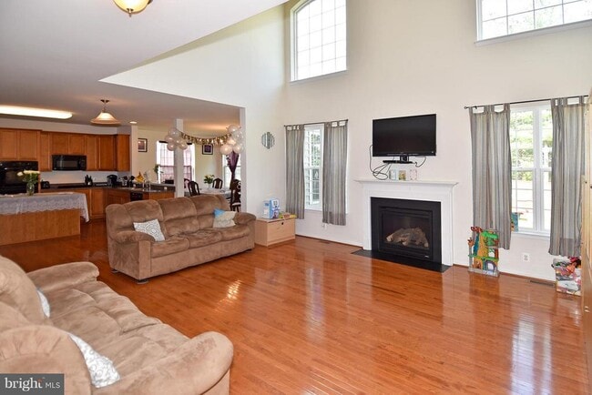 Building Photo - 3082 American Eagle Blvd