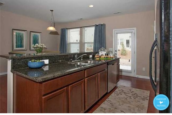 Building Photo - 2147 Sunny Cove Dr